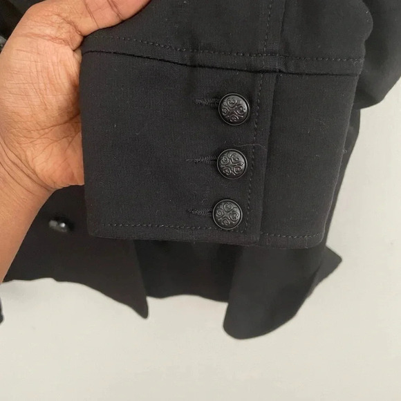 Cabi 215  Double Breasted Ponte Cropped Black Blazer
Size M - Picture 5 of 7